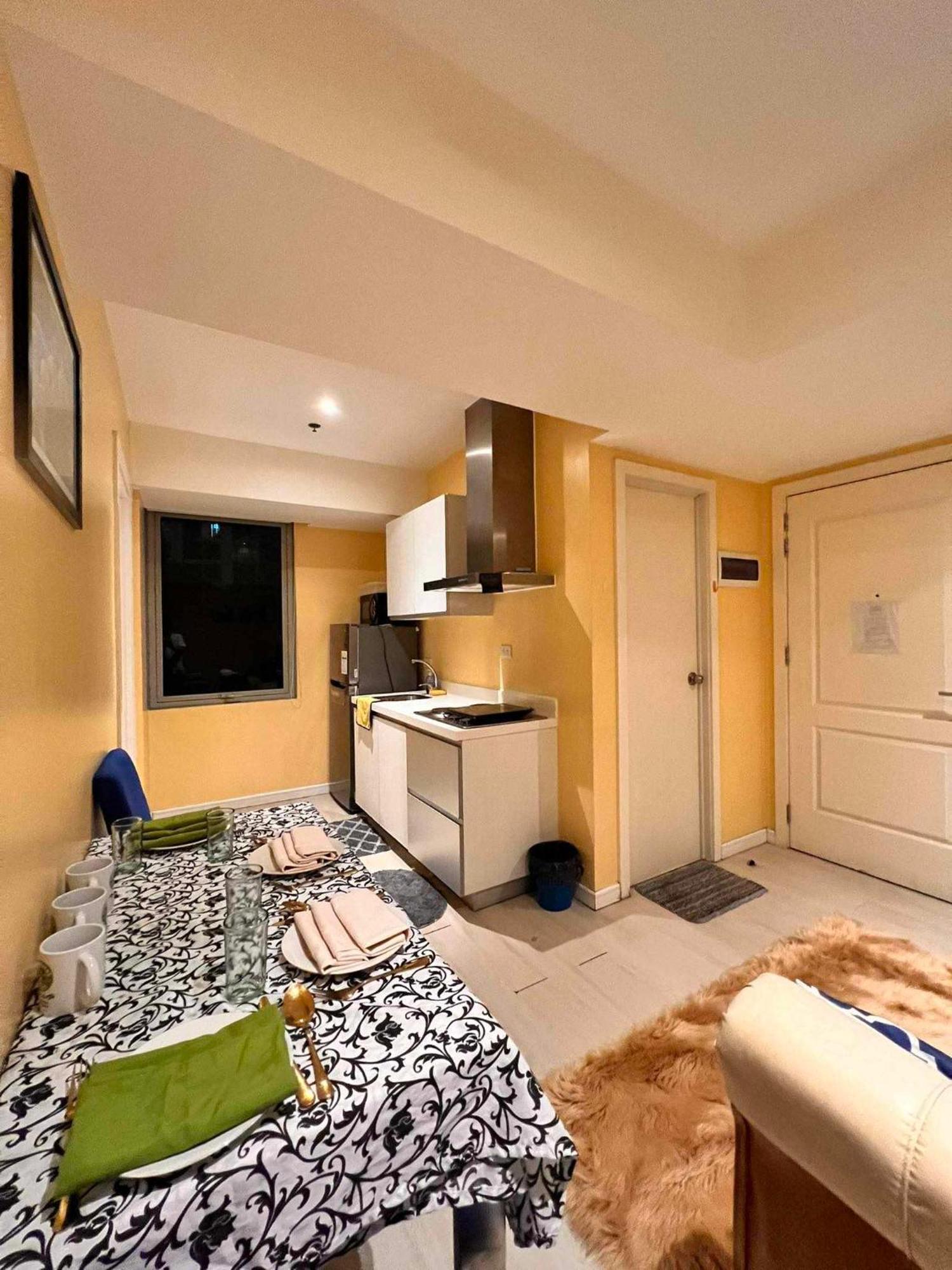 Beach Front Living In The Heart Of The City, Azure Residences Manilla Buitenkant foto